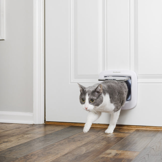Manual Locking Cat Flap