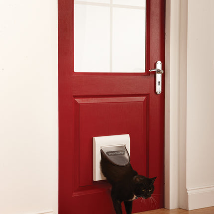 Staywell® Classic Magnetic 4-Way Locking Cat Flap