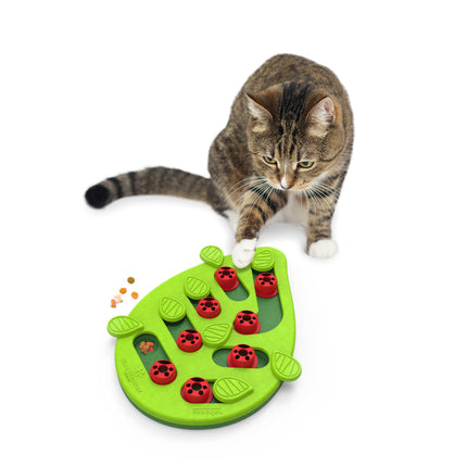 Buggin' Out Puzzle & Play